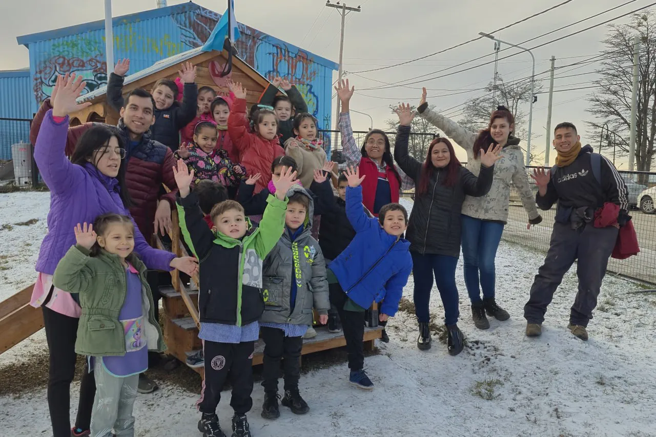 photo_5112116078997253872_y