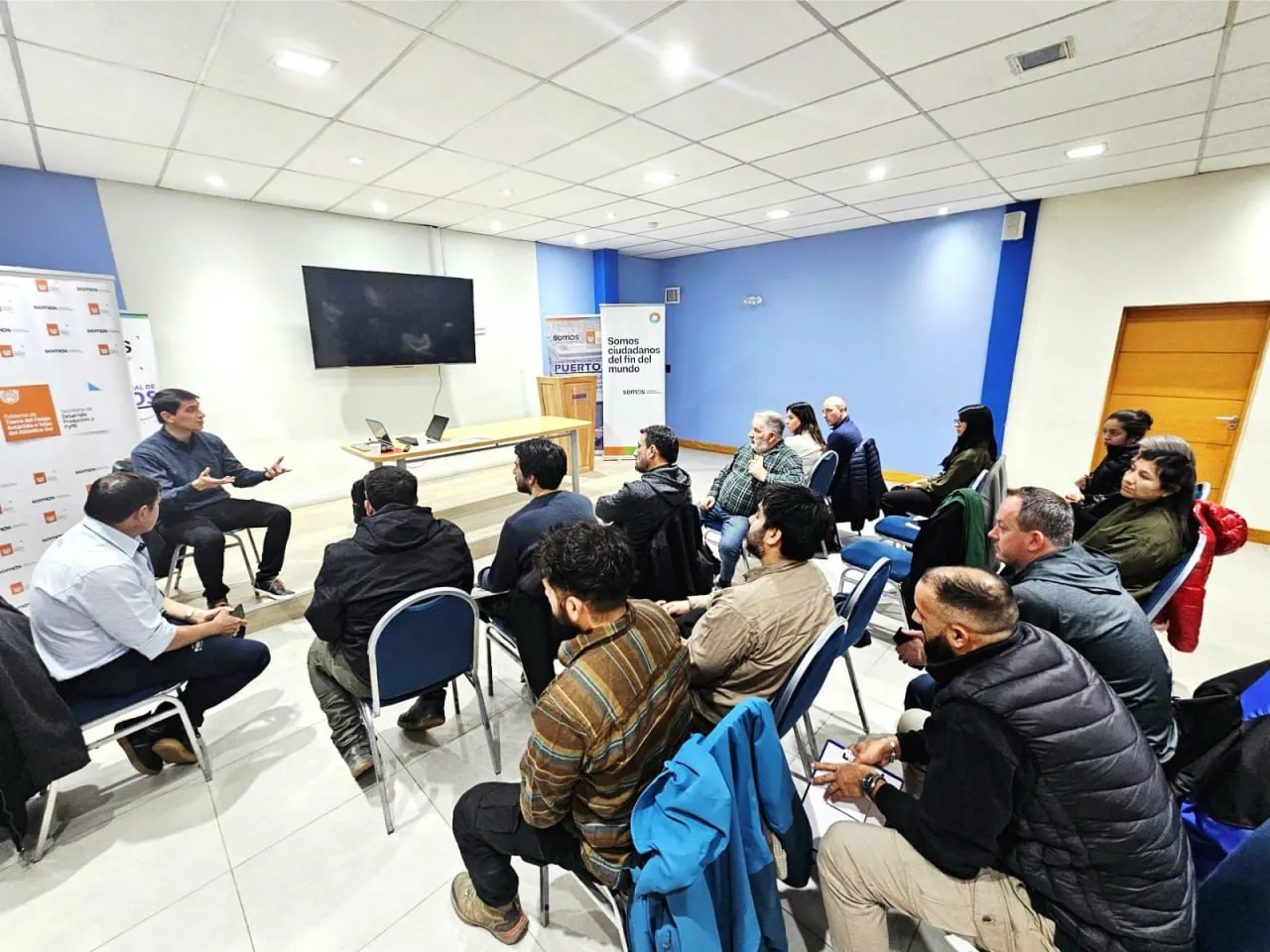 photo_5112123462046035772_y