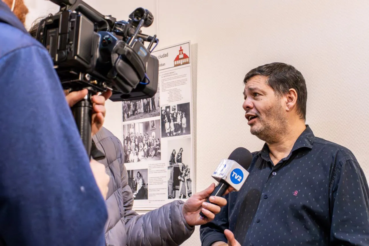 photo_5062180036139921477_y