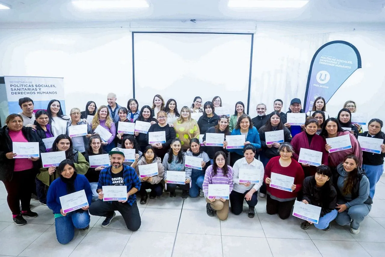 photo_5104862347385746002_y