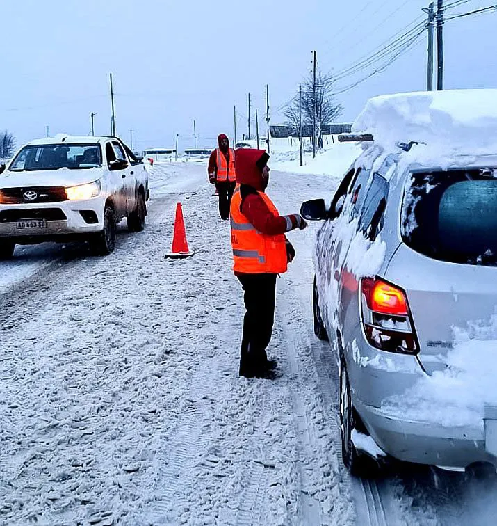 photo_5113912882860502491_x