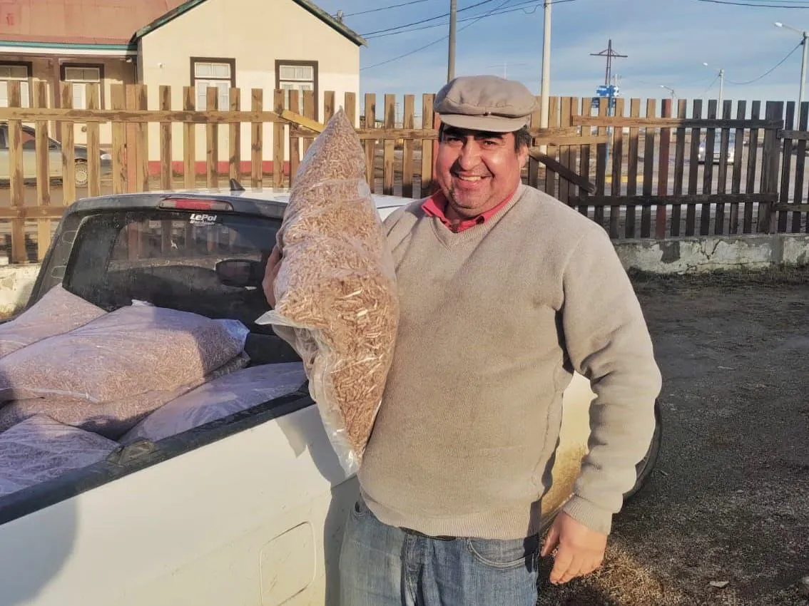 photo_5087228697727053500_y